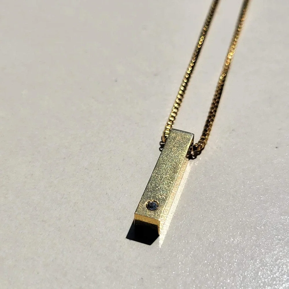 Gold Tone Textured Bar Pendant Necklace Small Clear Stone Inset Chain